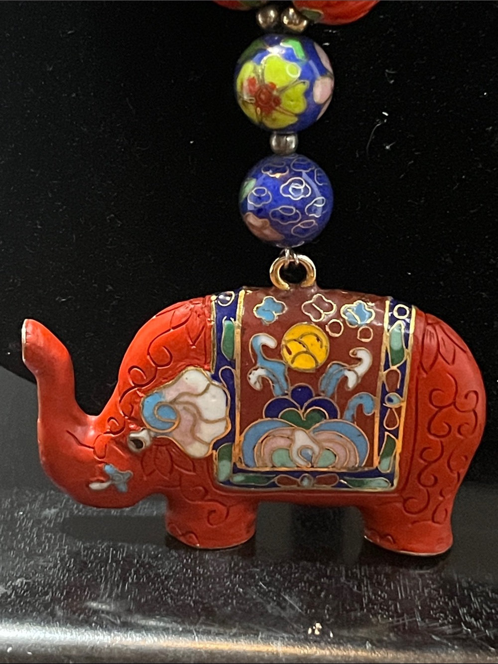 Antique cinnabar and cloisonné Elephant Pendant Beaded Necklace - Women Jewelry - Picture 4 of 10